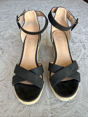 Onex Black Crisscross Ankle-Strap Espadrille Wedges